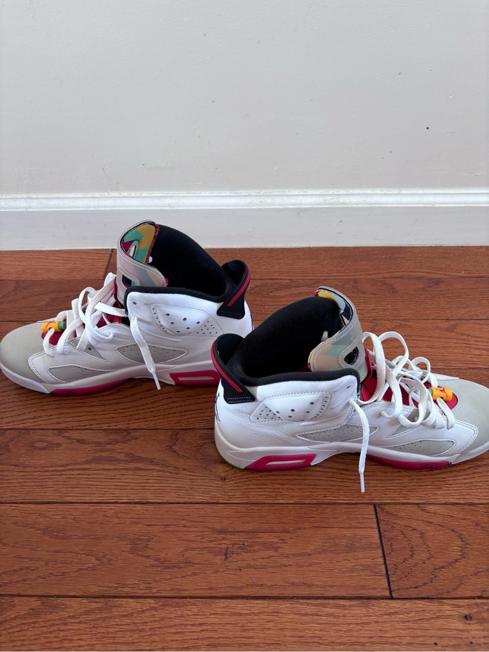 Air Jordan 6 “Hare” - Picture 3 of 7